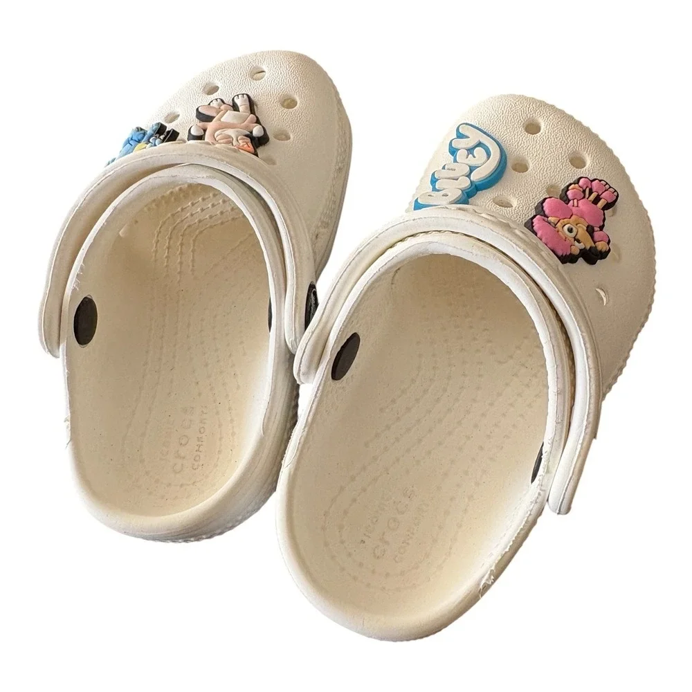 Crocs Kids Classic Clogs White with Bluey Bingo Jibbitz Charms Size C6